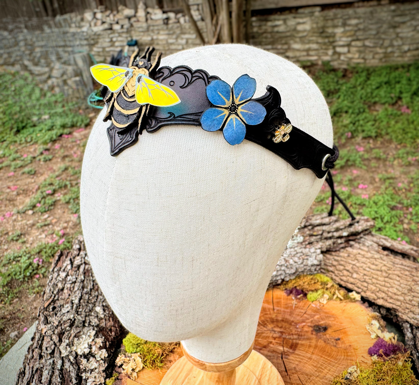 Bumble Bee and Forget-Me-Not Circlet