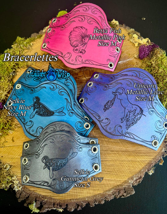 R2S - Mirage Bracerlettes