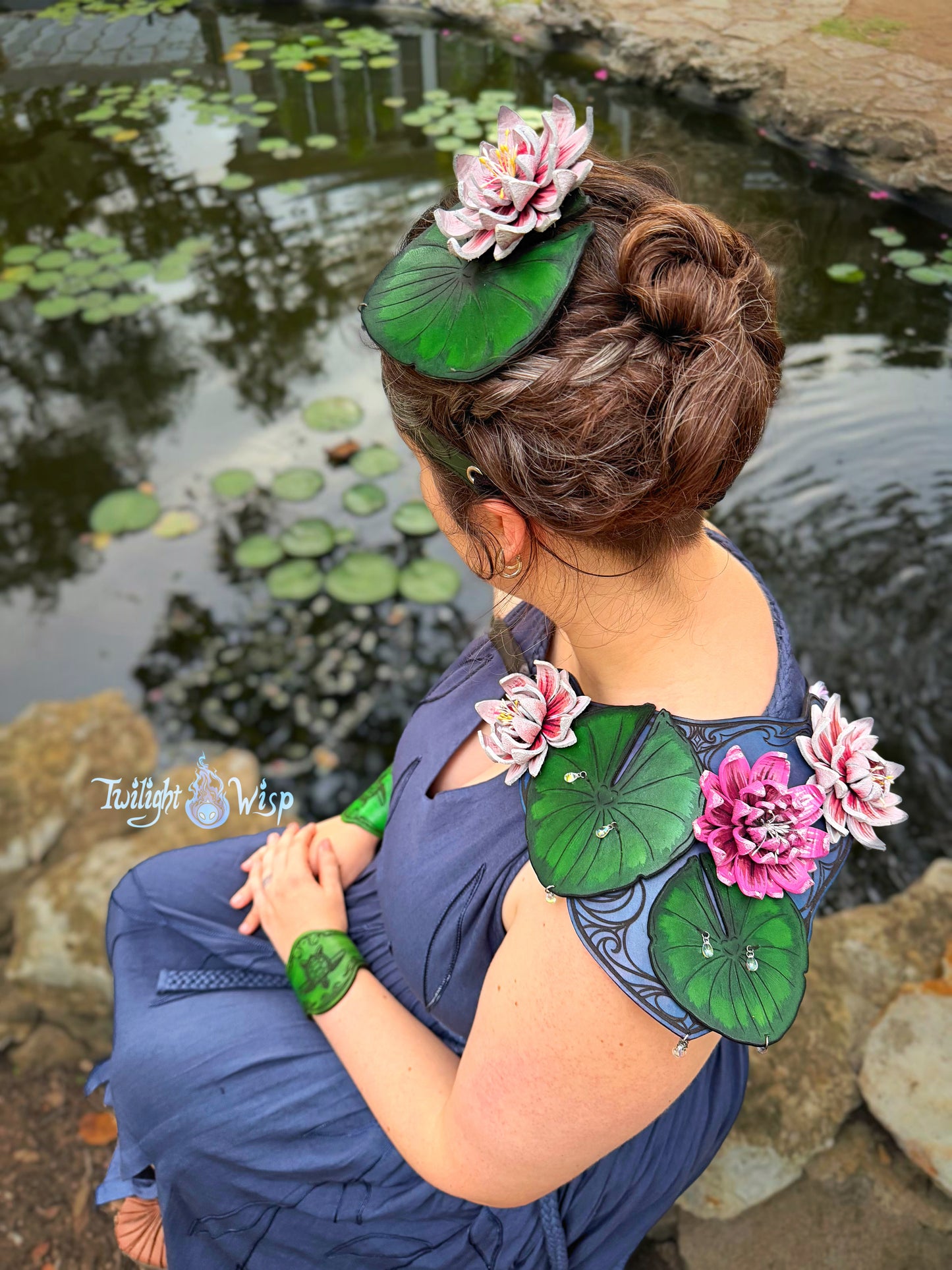 Water Lily Epaulette and Fascinator